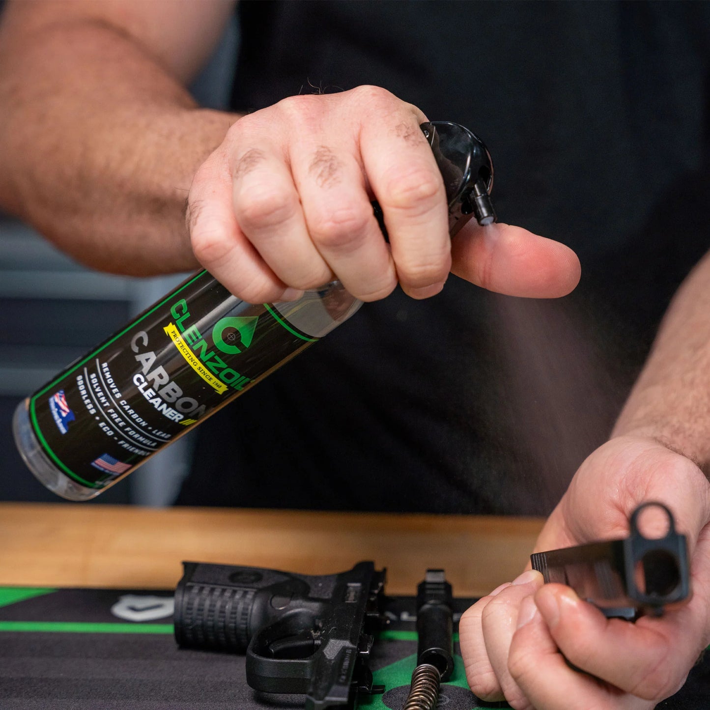 Clenzoil Carbon Cleaner – Field & Range – 8 oz Trigger Sprayer