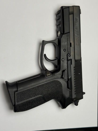 SIG Sauer SP2022 — Used / Second-hand — 9mm