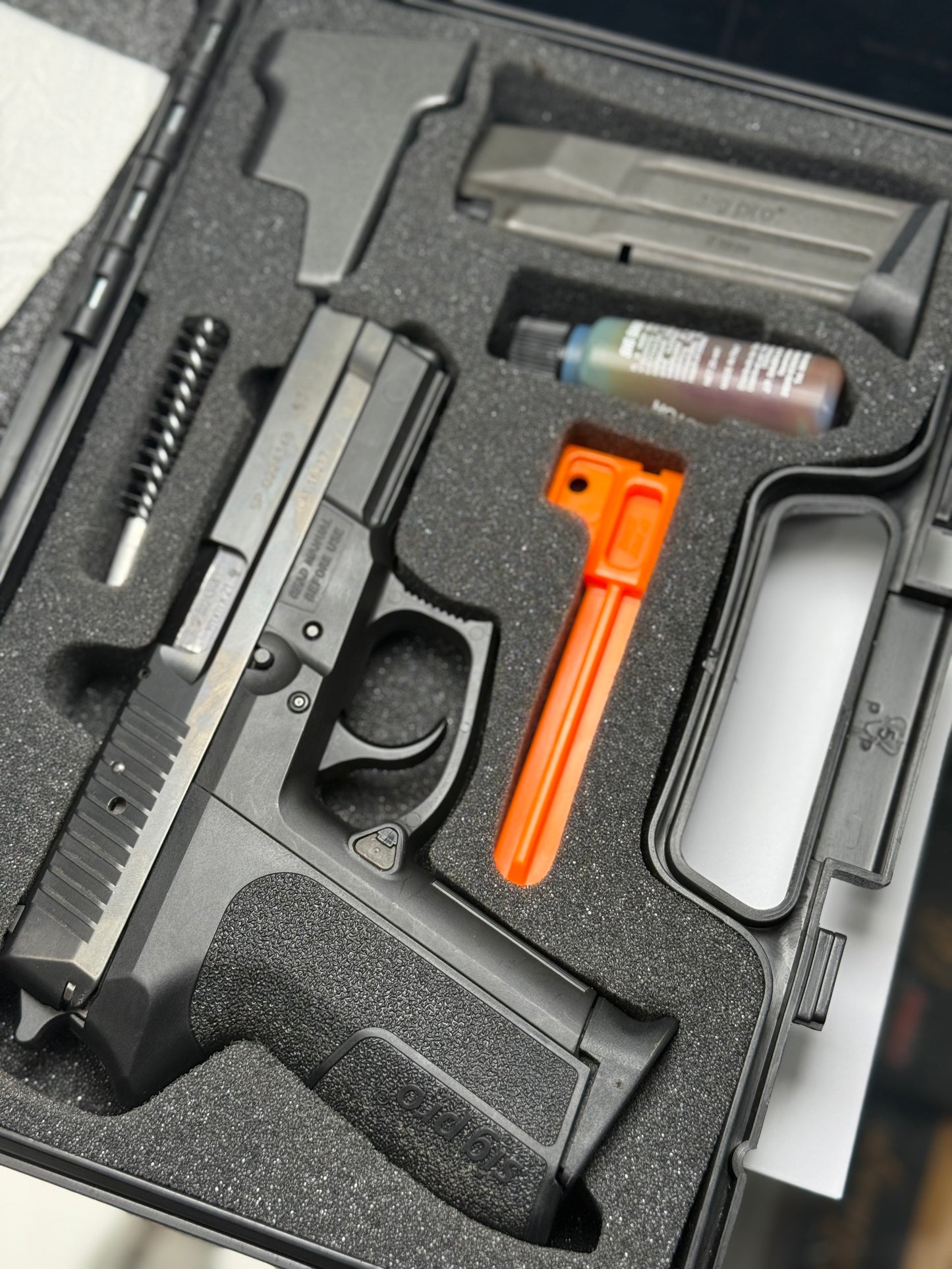 SIG Sauer SP2022 — Used / Second-hand — 9mm